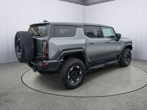 Certified 2024 GMC Hummer EV 3X w/ Extreme Off-Road Package image 3