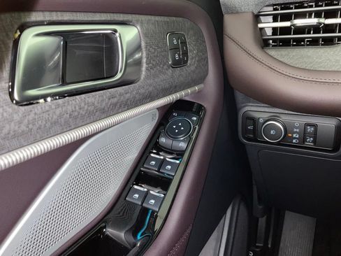 New 2026 Ford Explorer Platinum RWD image 22