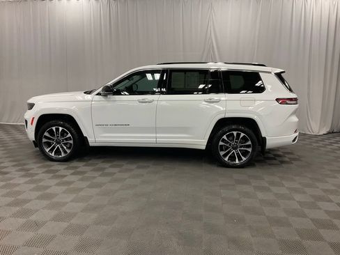 Used 2021 Jeep Grand Cherokee L Overland w/ Advanced Protech Group III AWD/4WD image 9