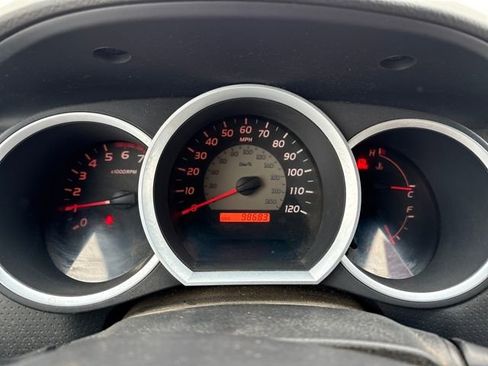 Used 2010 Toyota Tacoma 4x4 Access Cab V6 image 21