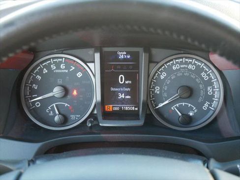 Certified 2022 Toyota Tacoma TRD Sport w/ Technology Package image 20