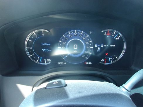 Used 2020 Cadillac Escalade Platinum AWD/4WD image 9
