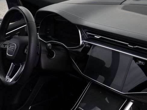 Used 2022 Audi SQ8 Prestige w/ Prestige Package image 21