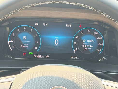 Used 2024 Volkswagen Atlas SE w/ Panoramic Sunroof Package AWD/4WD image 37