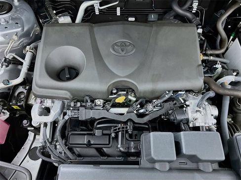 Used 2024 Toyota RAV4 LE image 26