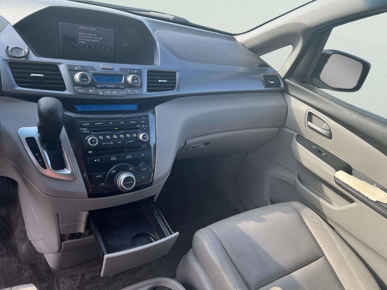 Used 2012 Honda Odyssey Touring image 16