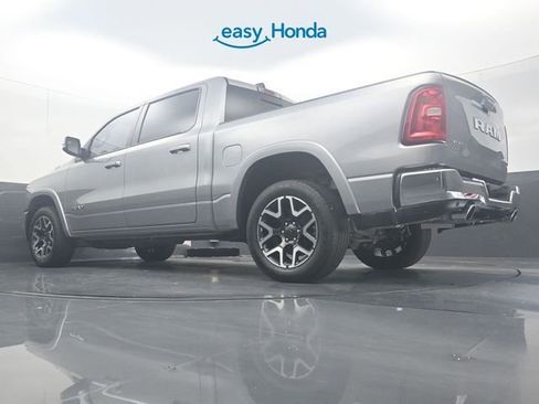 Used 2025 RAM 1500 Laramie AWD/4WD image 31