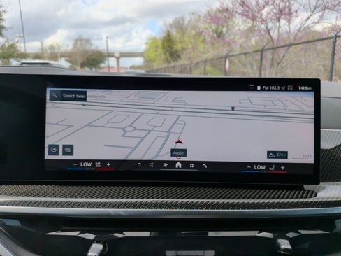 Used 2026 BMW X5 M Competition w/ Executive Package image 18