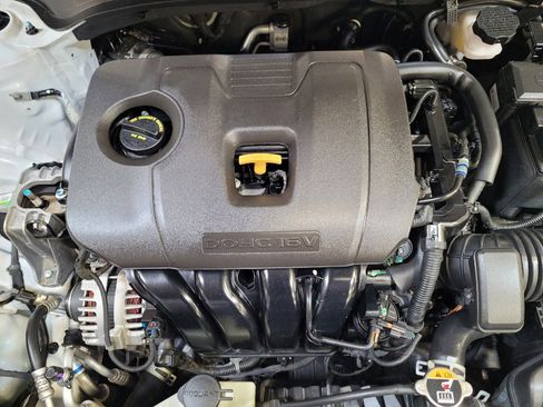 Used 2023 Kia Forte LXS w/ LXS Technology Package image 30