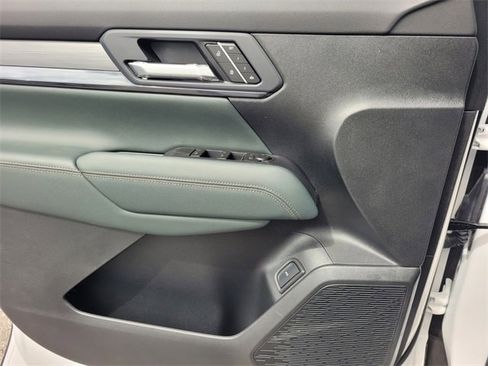 New 2026 GMC Terrain AT4 w/ Convenience Package III image 21