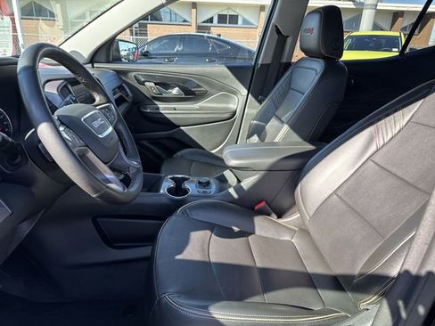 Used 2024 GMC Terrain AT4 image 19