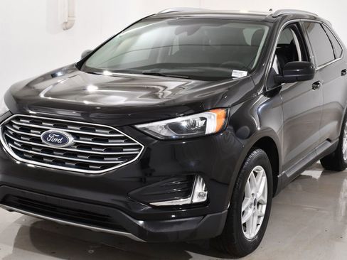 Used 2022 Ford Edge SEL w/ Convenience Package image 2