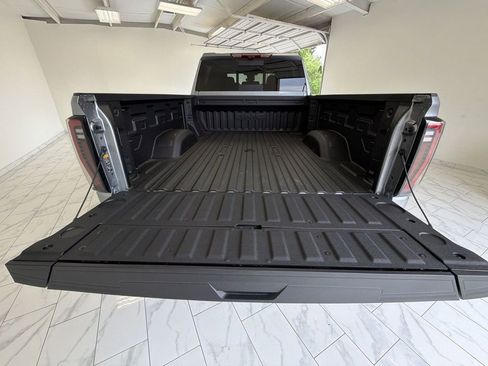 New 2026 GMC Sierra 2500 AT4 w/ Technology Package AWD/4WD image 27