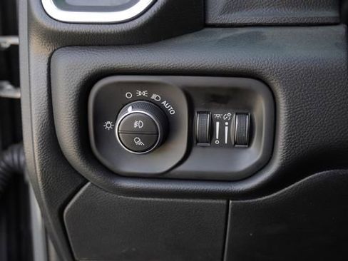 New 2026 RAM 2500 Laramie AWD/4WD image 21