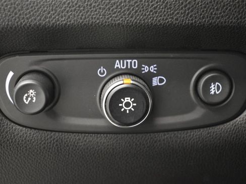 Used 2018 Chevrolet Traverse Premier w/ Redline Edition image 34