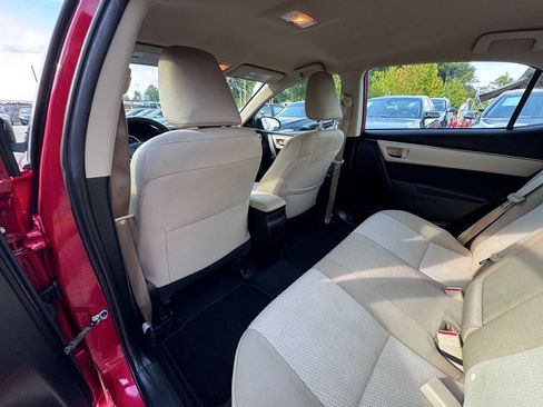 Used 2016 Toyota Corolla LE FWD image 9