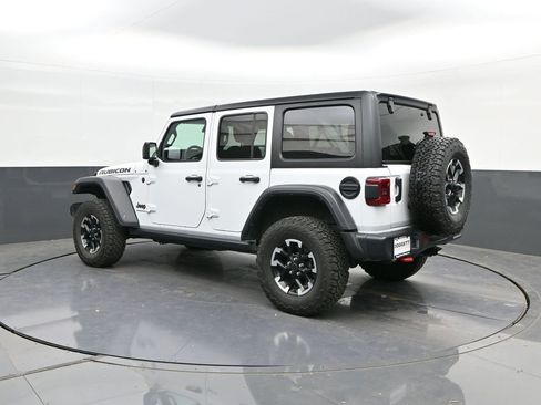 Used 2025 Jeep Wrangler Unlimited Rubicon image 5