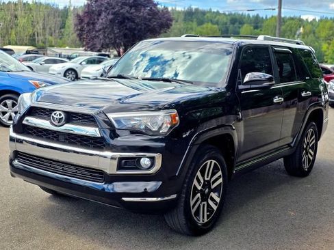 Used 2018 Toyota 4Runner Limited AWD/4WD image 3