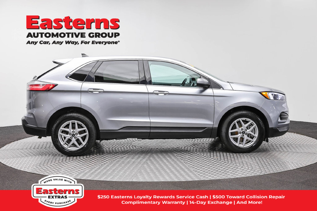 Used 2024 Ford Edge SEL AWD/4WD image 5