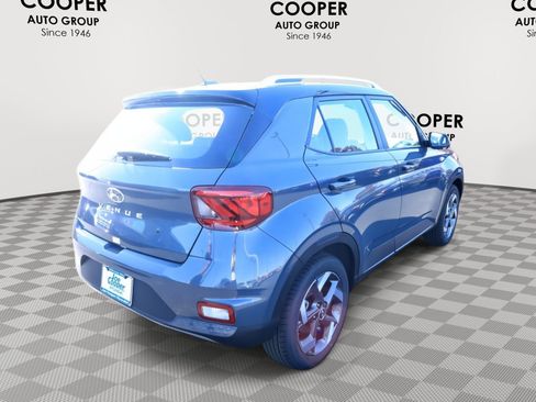 New 2026 Hyundai Venue SEL image 7