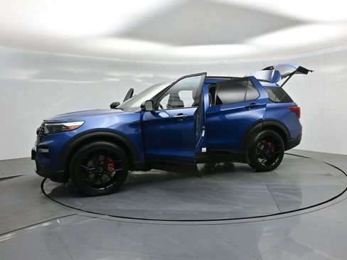 Used 2020 Ford Explorer ST w/ ST Street Pack image 38