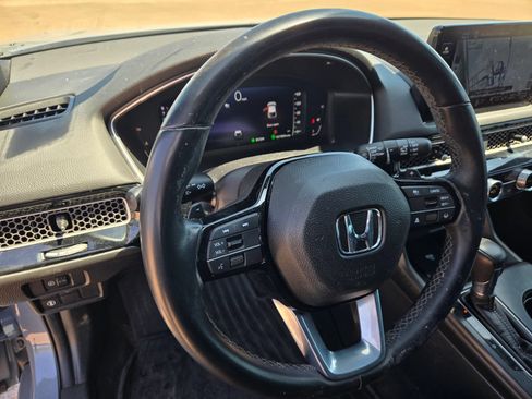 Used 2024 Honda Civic Sport Touring image 9