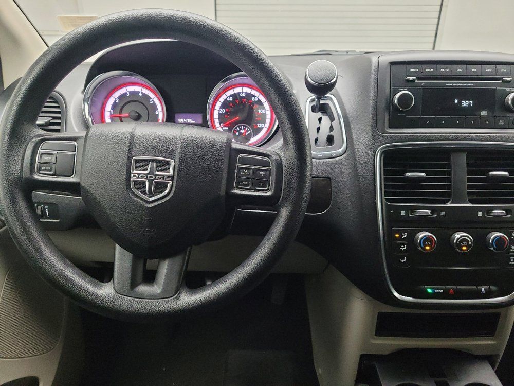 Used 2015 Dodge Grand Caravan American Value Package FWD image 22