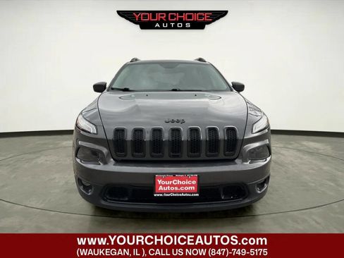 Used 2016 Jeep Cherokee Latitude image 8
