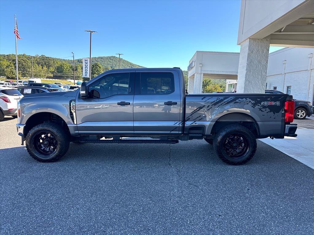 Used 2024 Ford F250 XLT AWD/4WD image 24