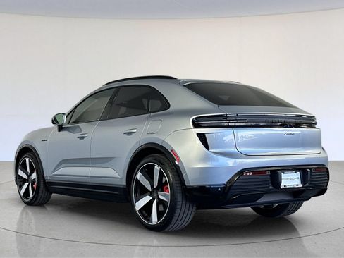 New 2026 Porsche Macan Turbo Electric AWD/4WD image 3
