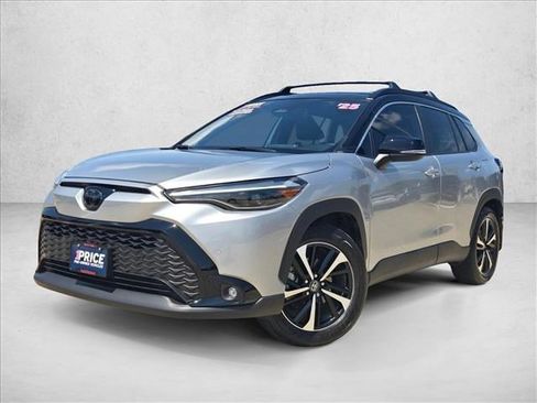 Used 2025 Toyota Corolla Cross AWD Hybrid w/ Convenience Package image 1