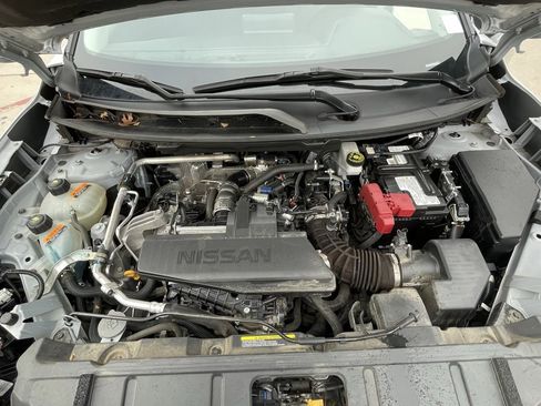 Used 2024 Nissan Rogue S image 26