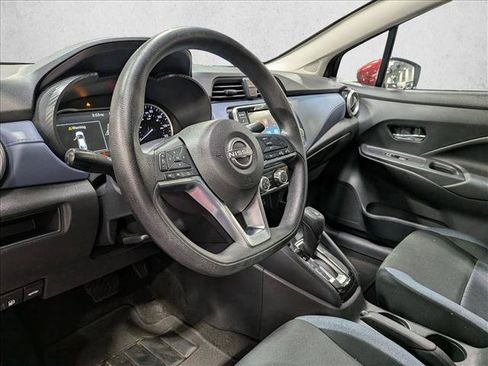 Used 2024 Nissan Versa SV FWD image 9