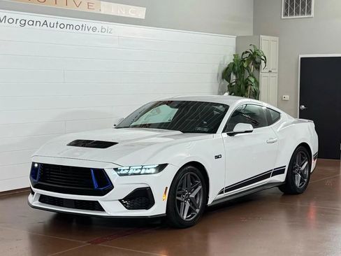 Used 2024 Ford Mustang GT Premium RWD image 7