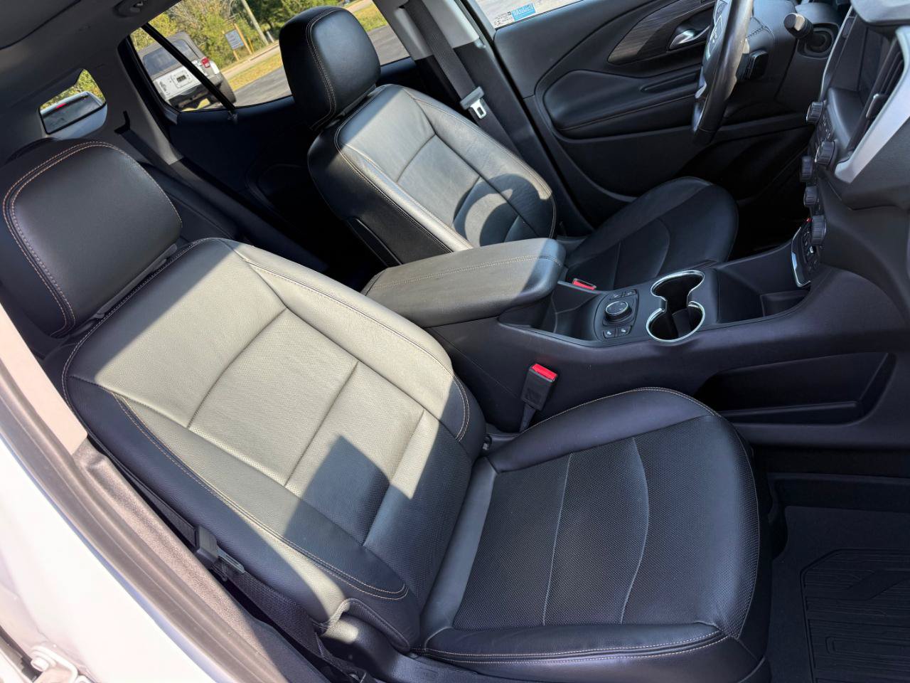 Used 2018 GMC Terrain SLT w/ Preferred Package AWD/4WD image 19