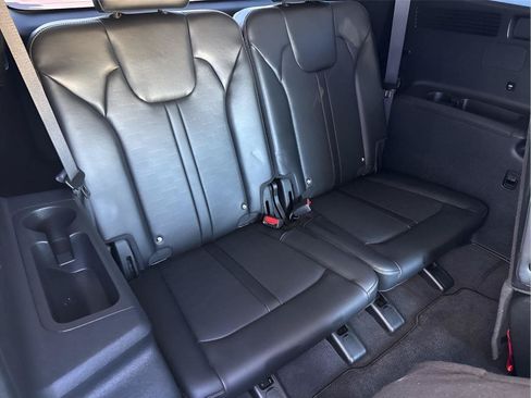 Used 2025 Kia Sorento EX w/ Panoramic Sunroof Package FWD image 25