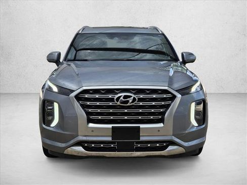 Used 2020 Hyundai Palisade Limited FWD image 2