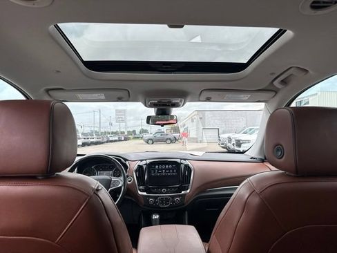 Used 2018 Chevrolet Traverse High Country AWD/4WD image 22