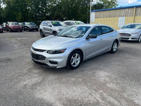 Used 2016 Chevrolet Malibu LS FWD image 2