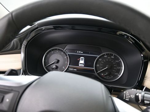 Used 2025 INFINITI QX60 Pure image 11