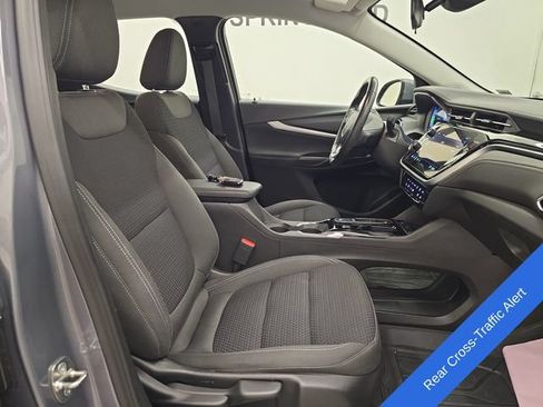 Used 2023 Chevrolet Bolt EUV LT w/ Comfort Package FWD image 9