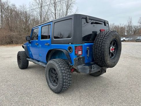 Used 2015 Jeep Wrangler Unlimited Sport w/ Power Convenience Group image 3