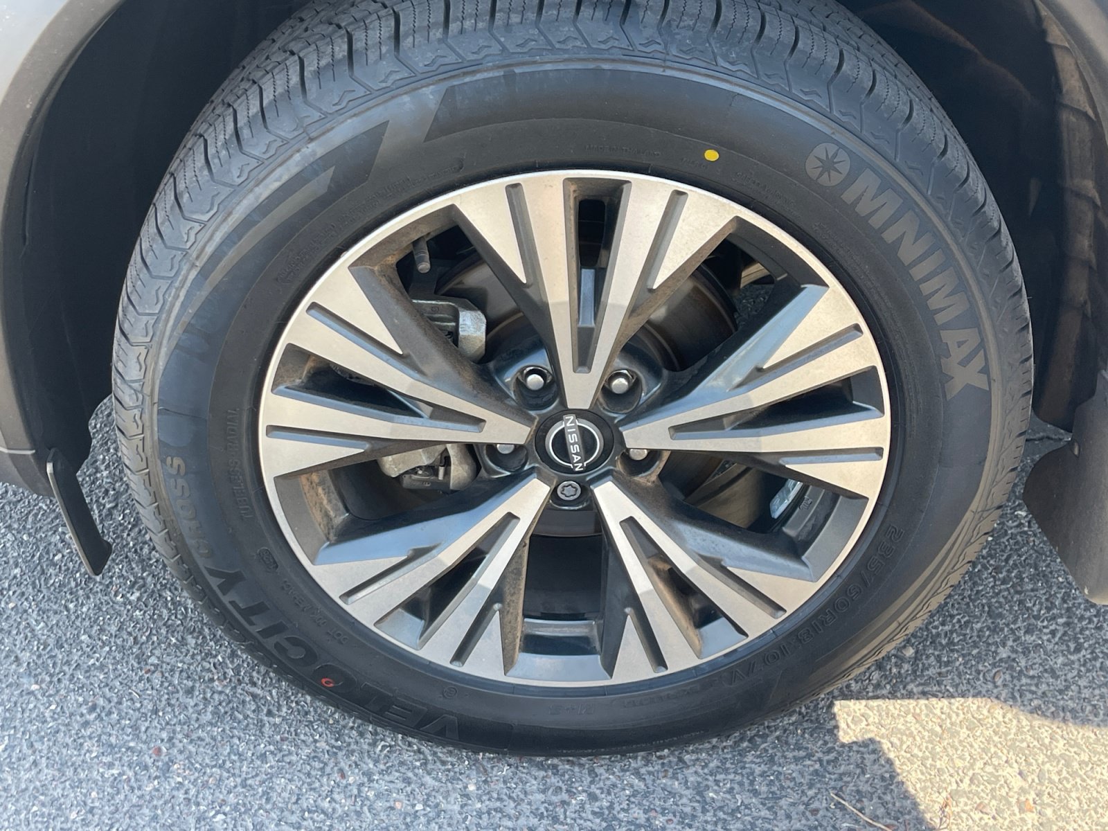 Used 2023 Nissan Rogue SV FWD image 24