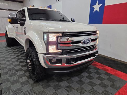 Used 2019 Ford F450 Lariat w/ Tow Technology Bundle image 22
