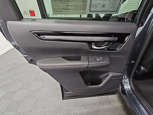 Used 2025 Honda CR-V Sport Touring image 36