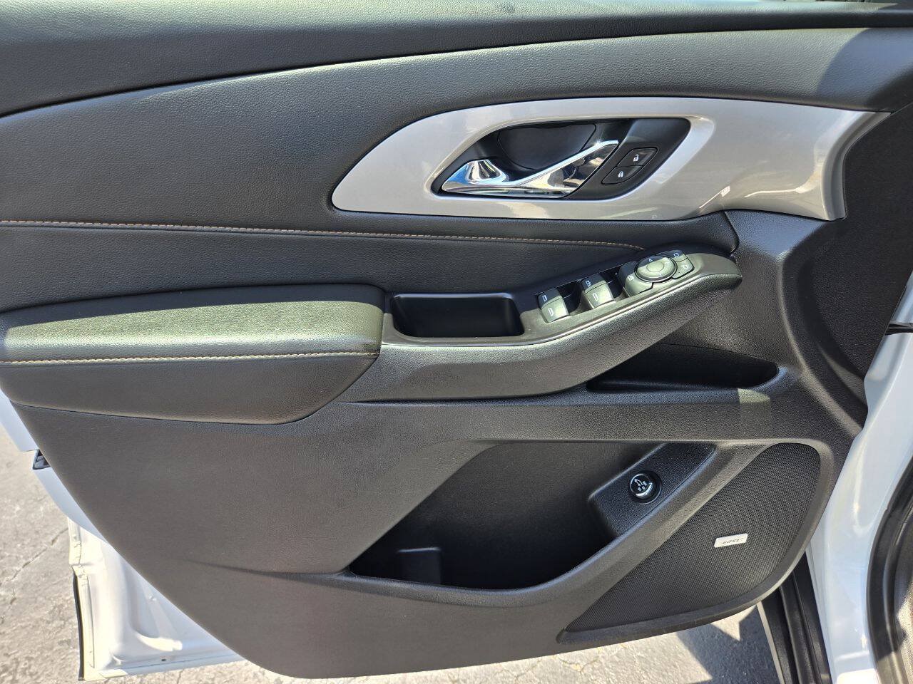 Used 2019 Chevrolet Traverse LT w/ LT Premium Package FWD image 20