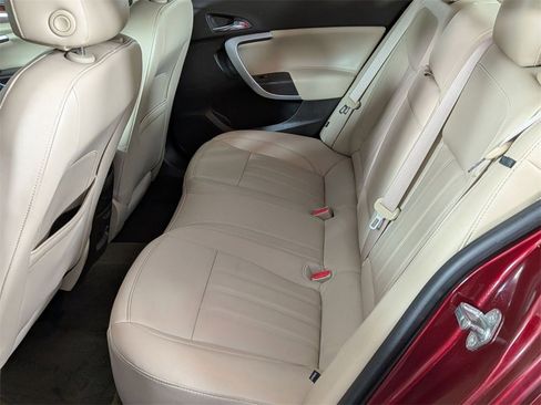 Used 2017 Buick Regal Premium w/ Driver Confidence Package #2 image 36