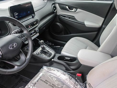 Used 2023 Hyundai Kona SEL w/ Convenience Package image 18