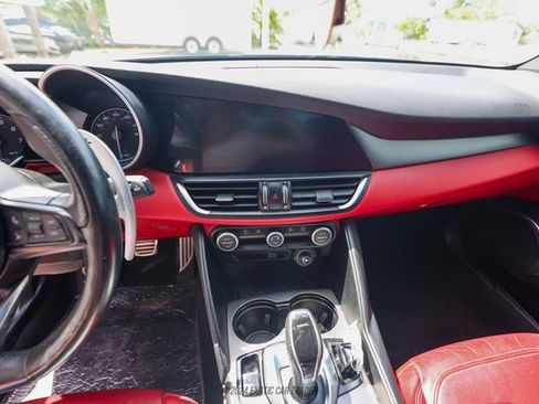 Used 2020 Alfa Romeo Giulia w/ Quick Order Package 22K Sport image 44