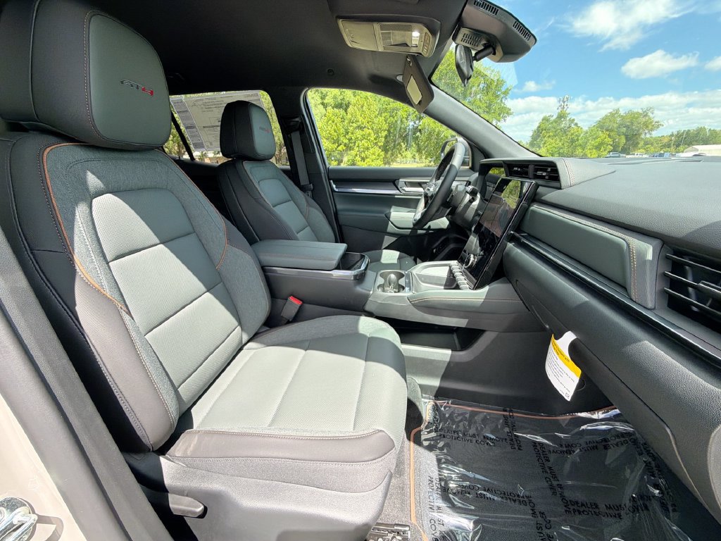 New 2026 GMC Terrain AT4 AWD/4WD image 33